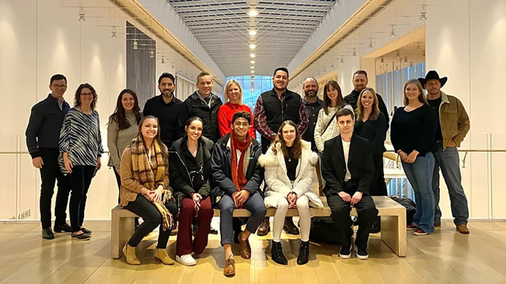 1953ea_a851a93cd1f24904890681e10784f2e4~mv2 Ea aacdfefe~mv