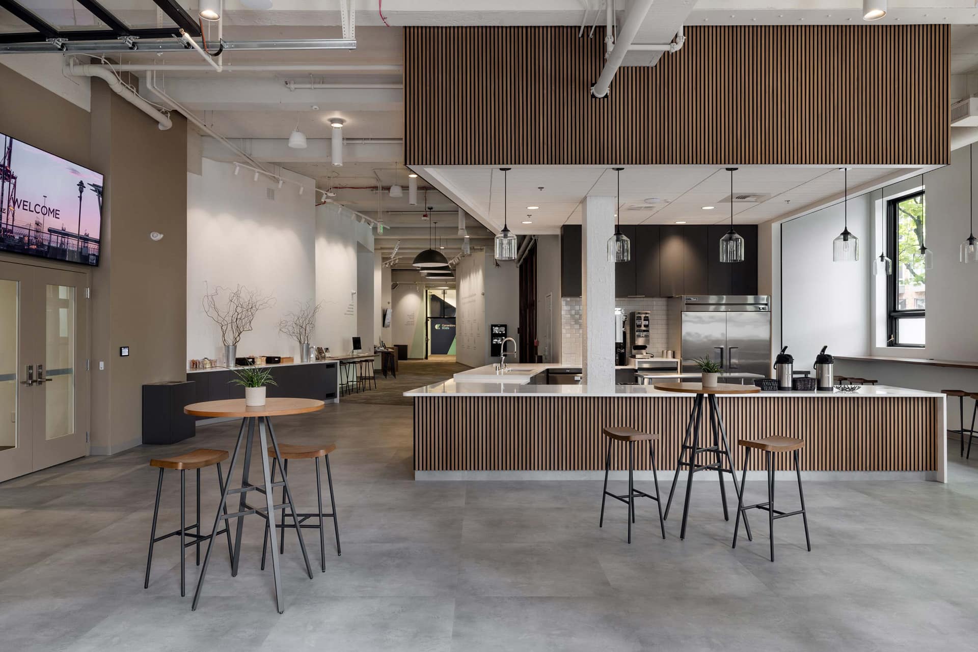 How to keep your lobby design fresh(should we add “without a full remodel” to the end?) 1 Miranda Estes Photography Downtown Cornerstone